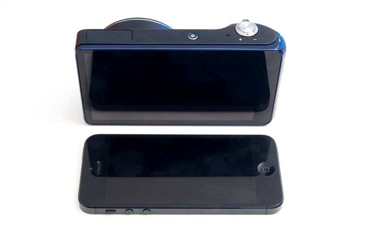 Samsung Galaxy Camera (3).jpg